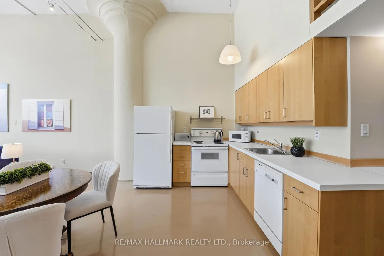 Additional image 6 of 245 Carlaw Avenue 203