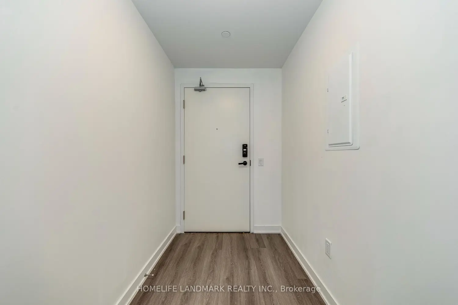 3883 Quartz Road 2304 photo 3