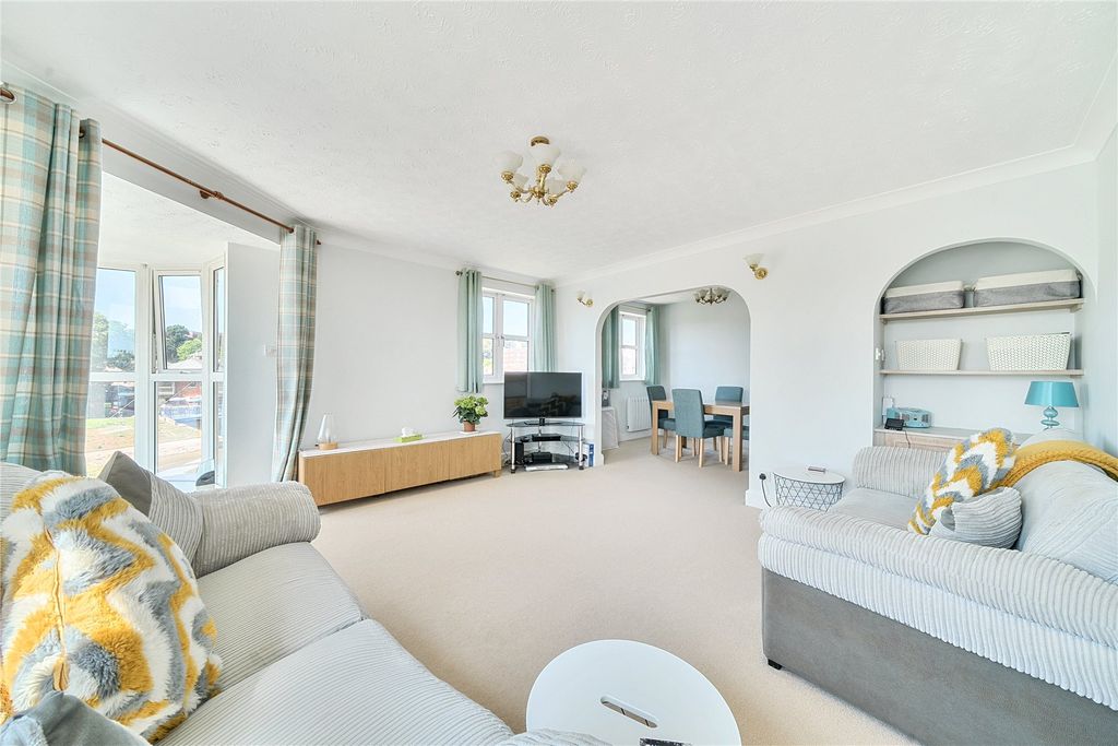 2 bed flat for saleHaven Bank, Exeter EX2 photo 4
