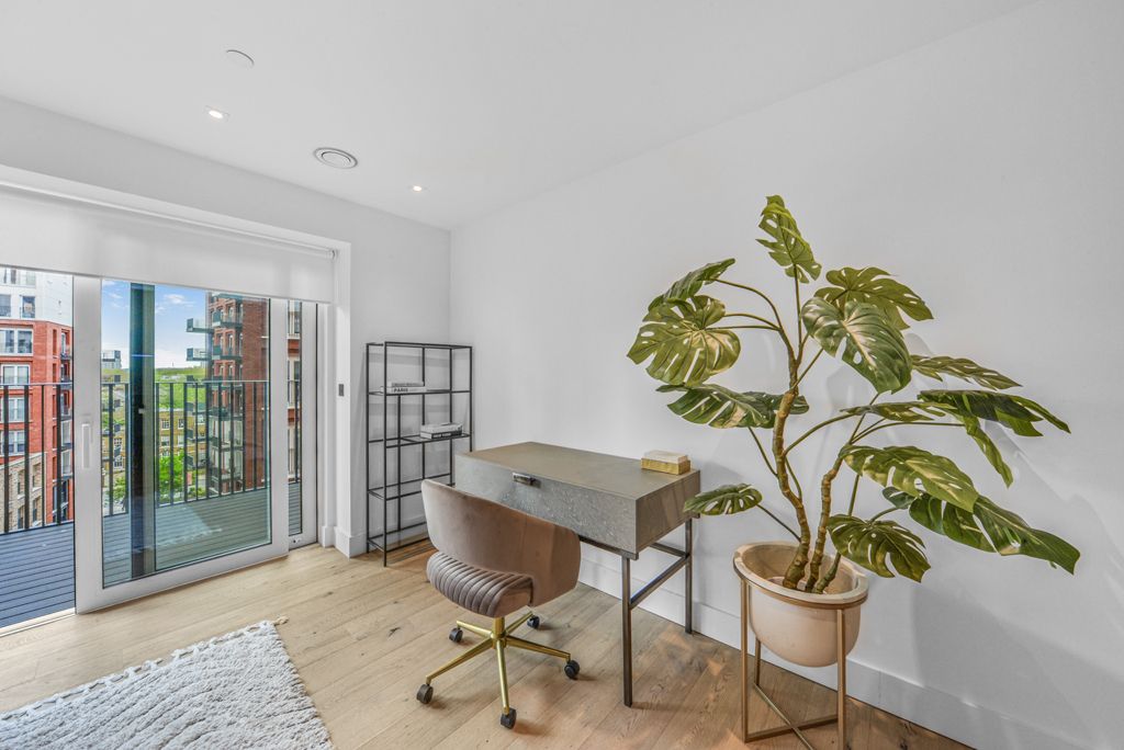 Additional image 10 of 1 bed flat for saleExchange Gardens, Vauxhall SW8