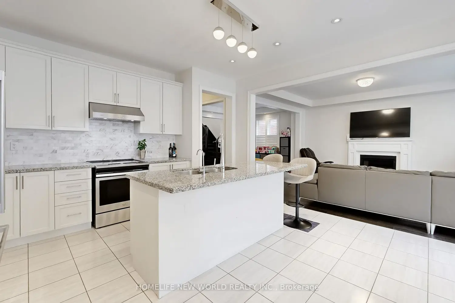 50 Ben Sinclair Avenue photo 2