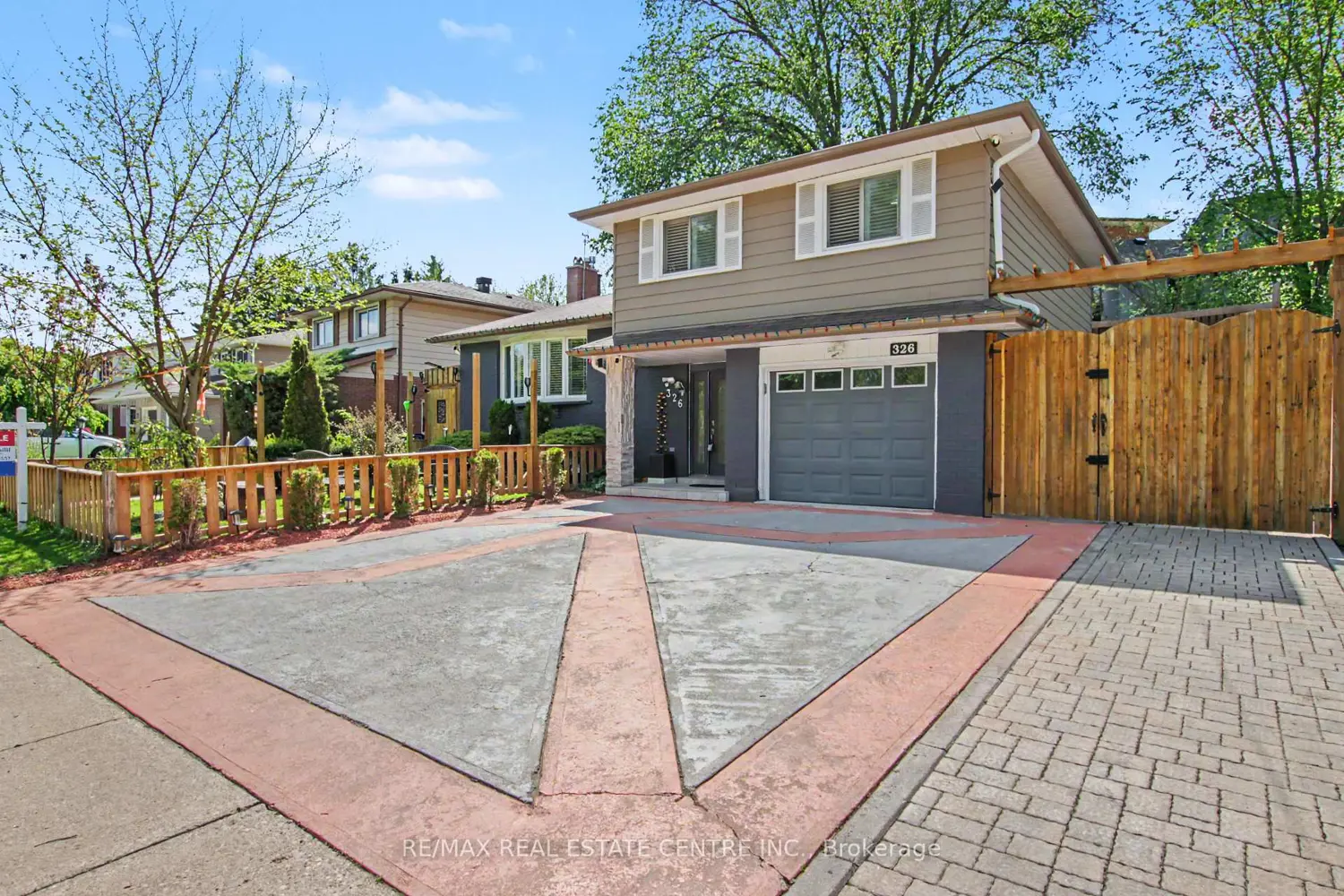 326 Manchester Road photo 3