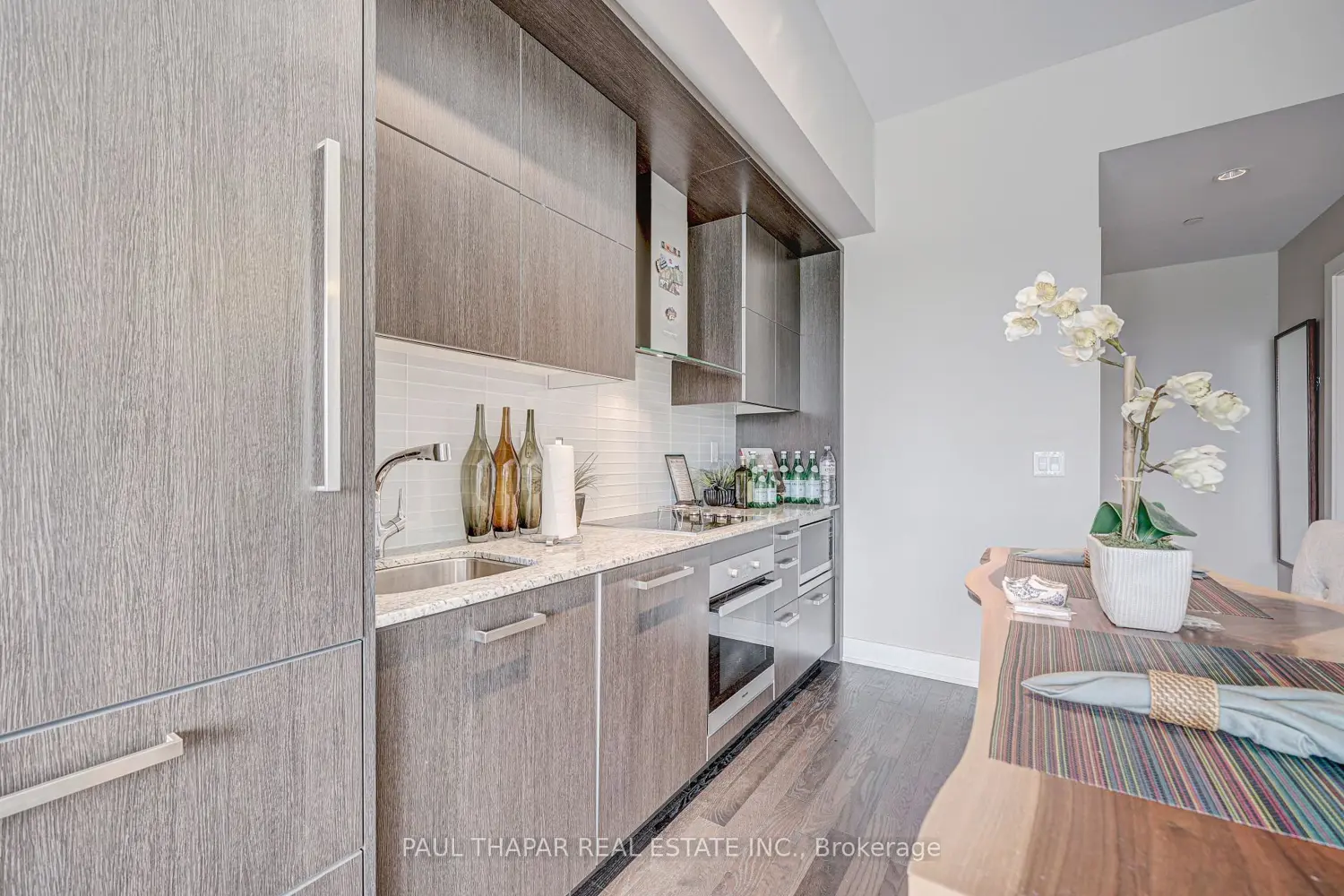 Additional image 9 of 3018 Yonge Street 1114