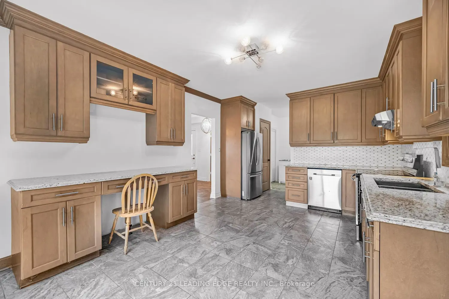 34 Mitchell Avenue photo 4