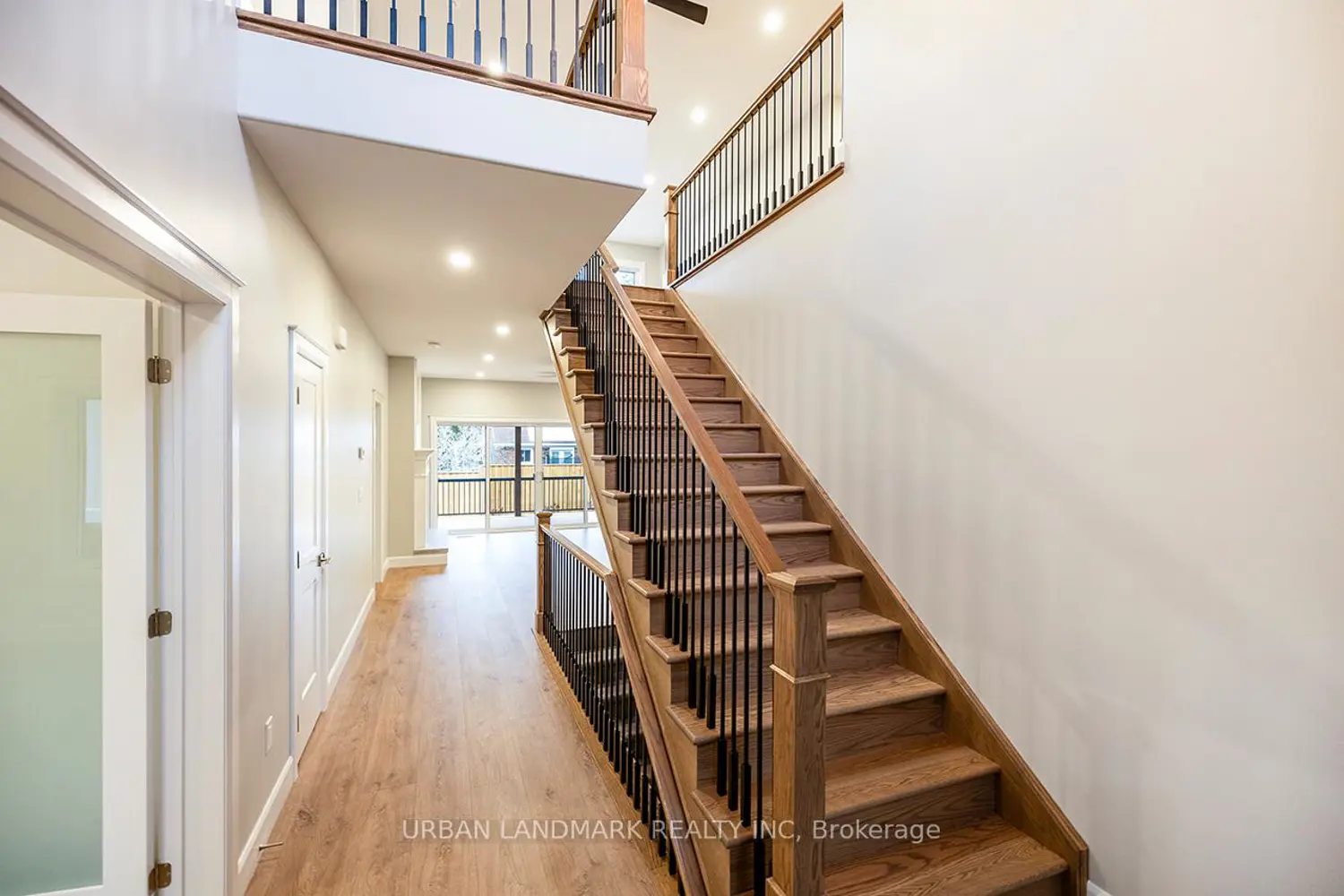 214 Aberdeen Avenue photo 5