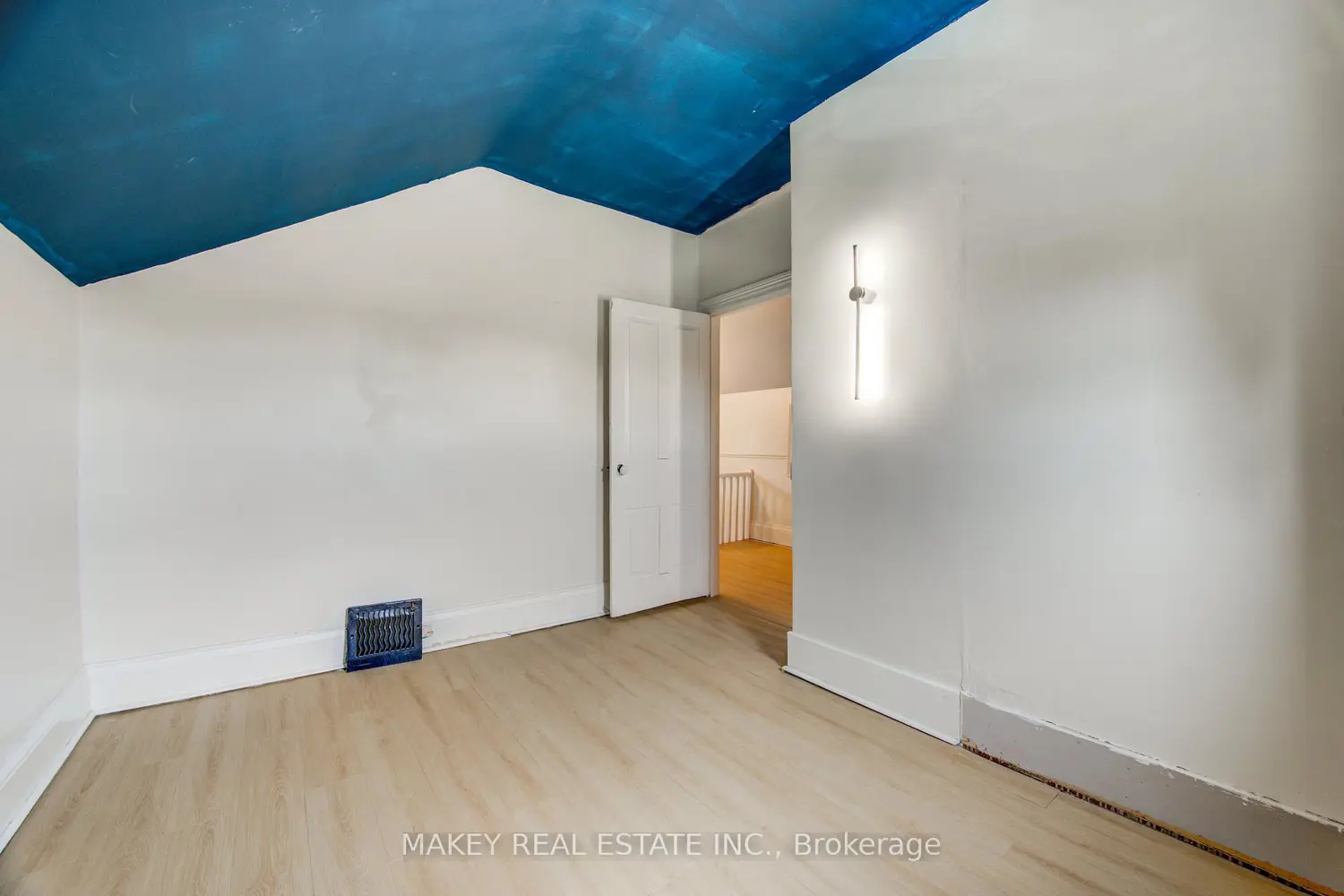 Additional image 8 of 80 Dover Street
