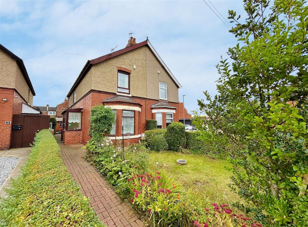 3 bed semi-detached house for saleWestfield Avenue, Goole DN14