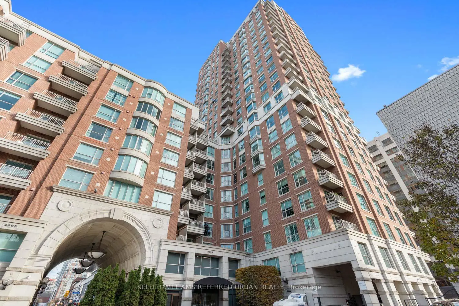 38 Avenue Road 1802
