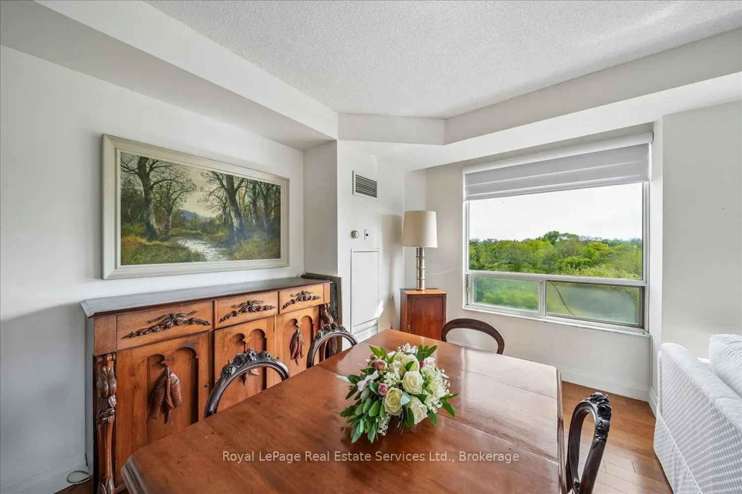 Additional image 9 of 2511 Lakeshore Road 405