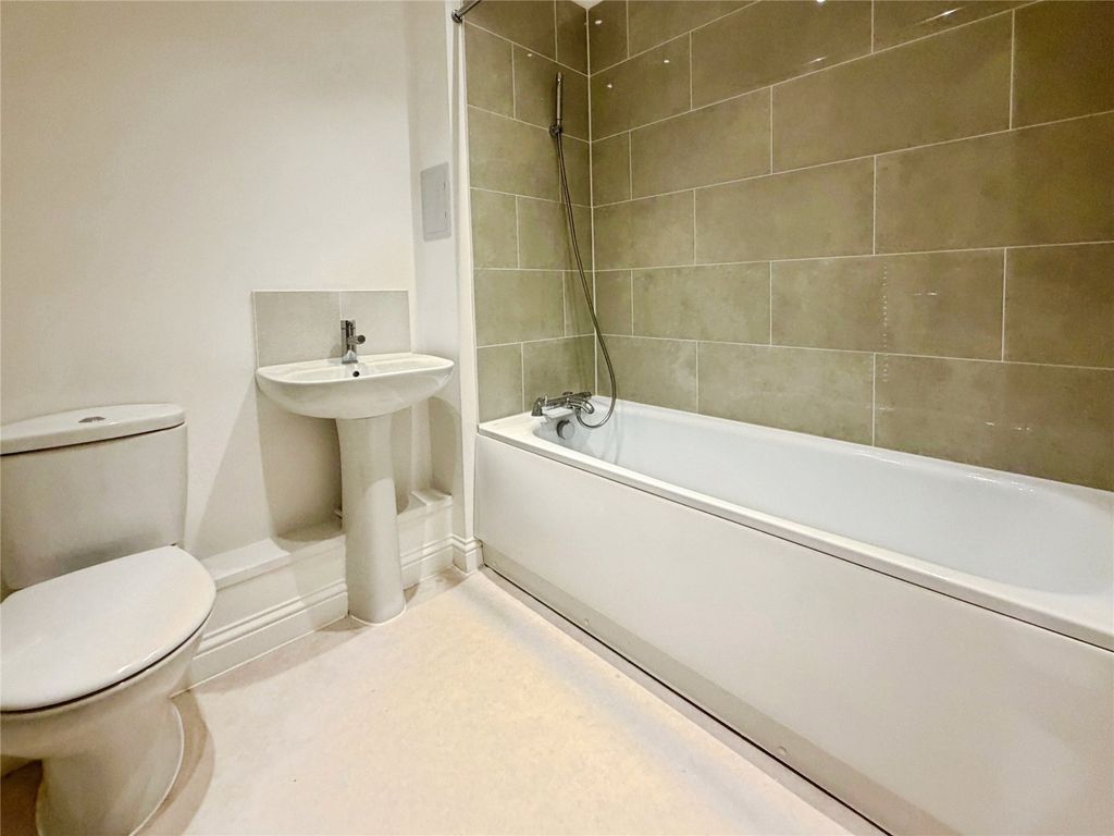 Additional image 10 of 2 bed flat for saleCoral Court, Erith DA8