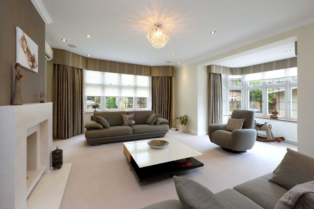 Additional image 8 of 7 bed detached house for sale15 Vicarage Way, Gerrards Cross SL9