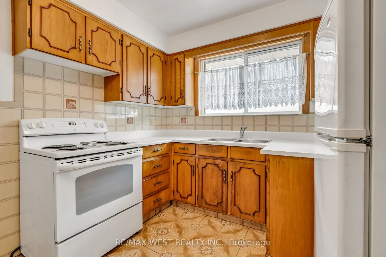 Additional image 9 of 90 Tavistock Road