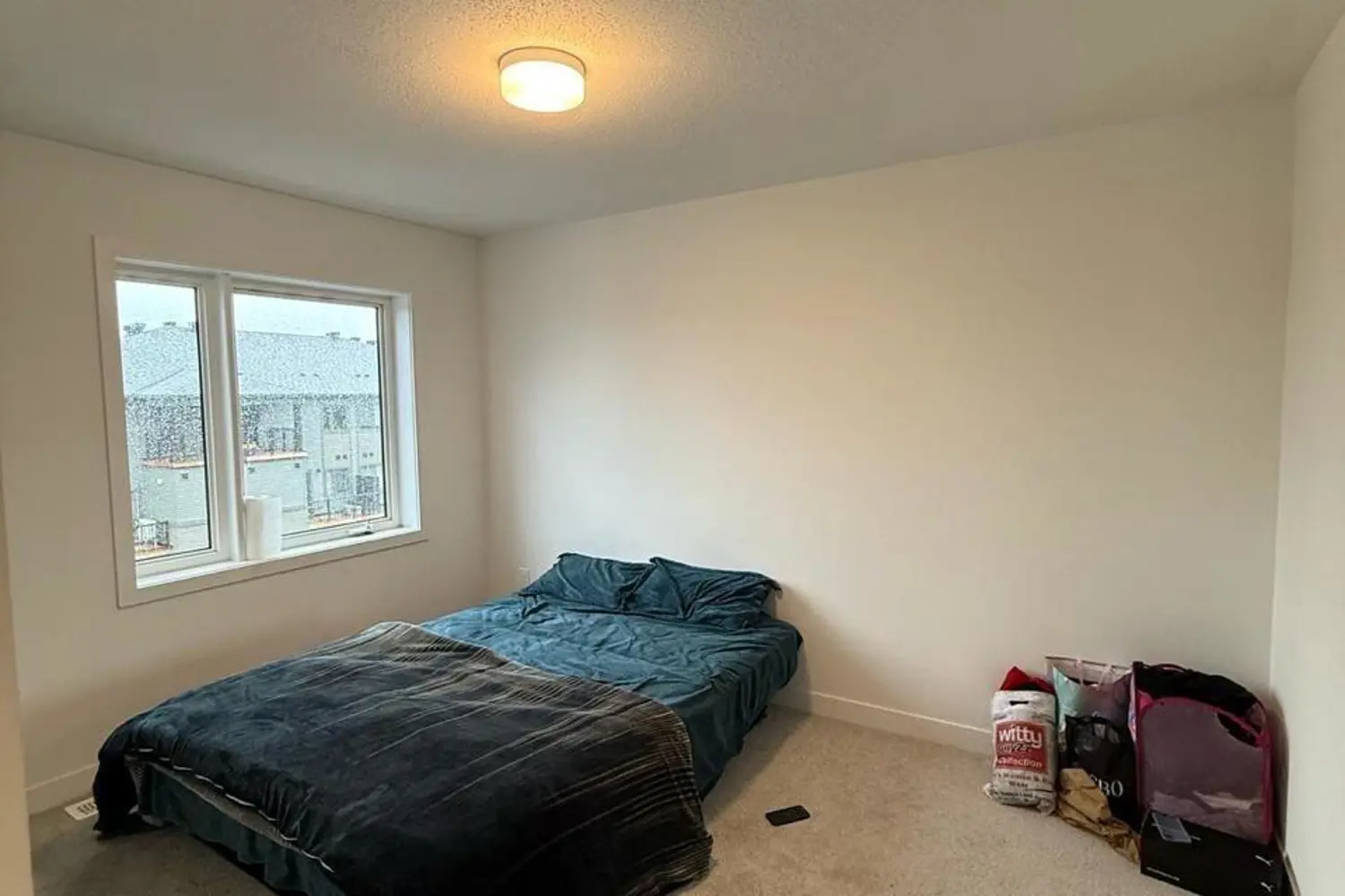 Additional image 6 of 402 Parnian Pvt Private