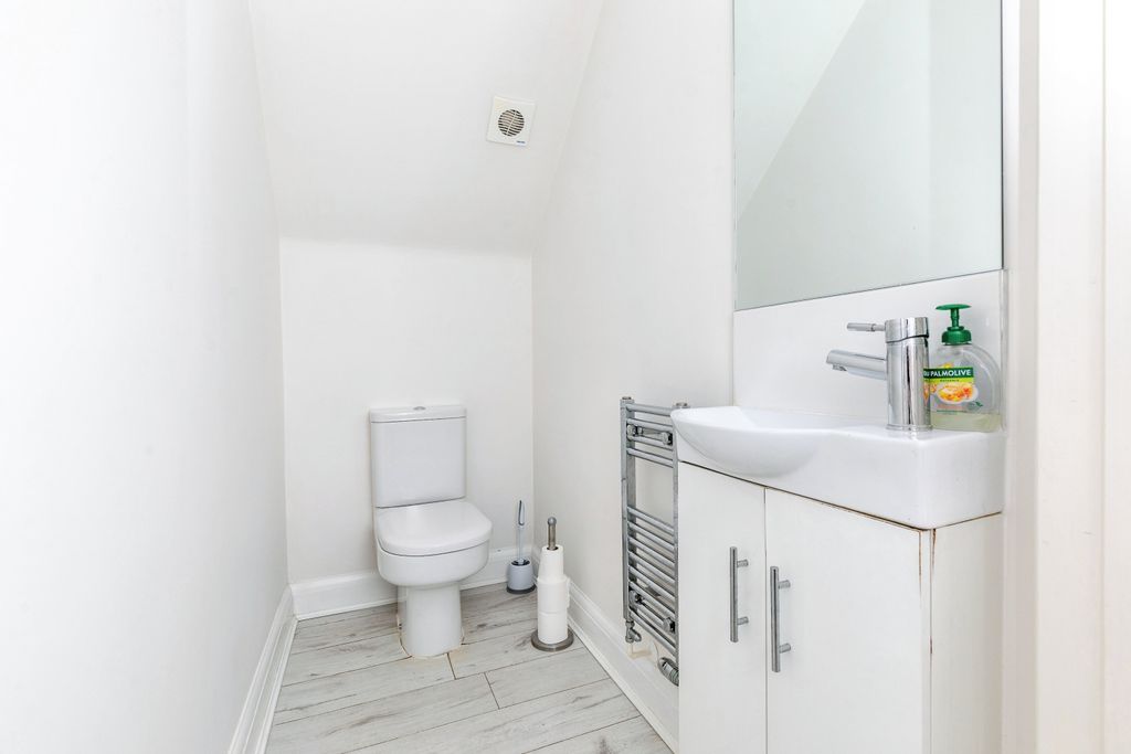Additional image 7 of 4 bed terraced house for saleLivingstone Road, Gillingham ME7