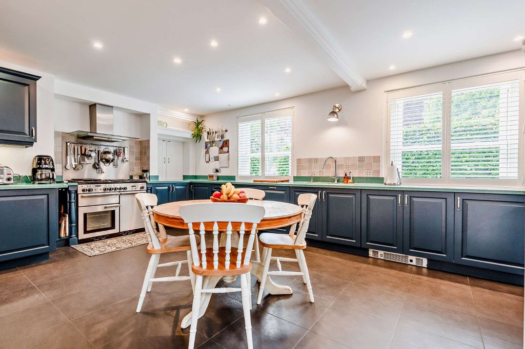 Additional image 11 of 8 bed detached house for saleChurch Street, Crondall, Farnham, Surrey GU10
