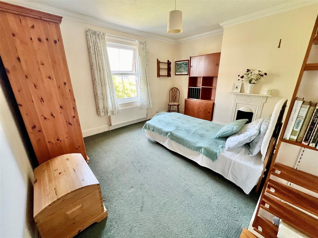 Additional image 12 of 4 bed detached house for saleFreshwater, Isle Of Wight PO40