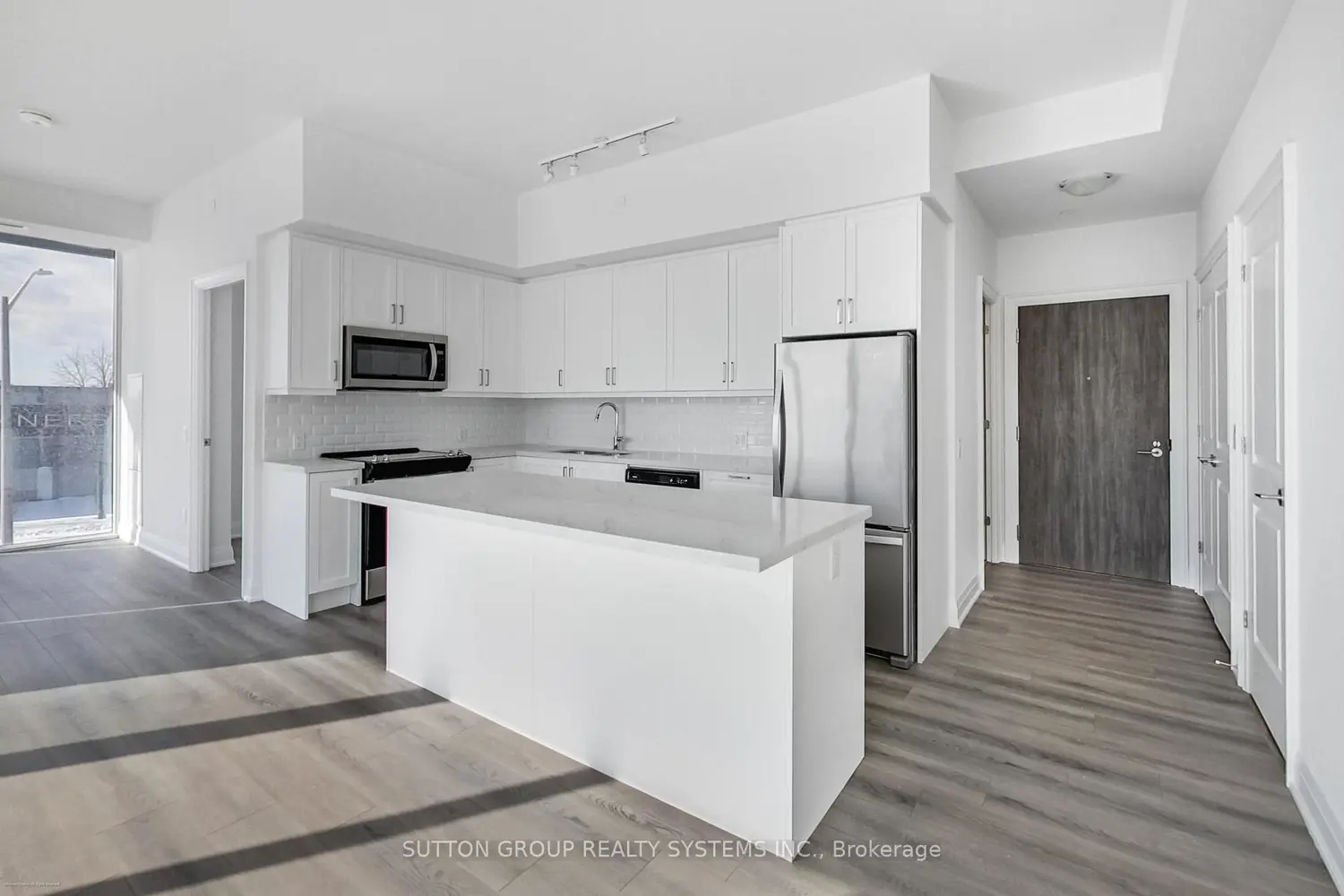 10 Gatineau Drive 204 photo 5