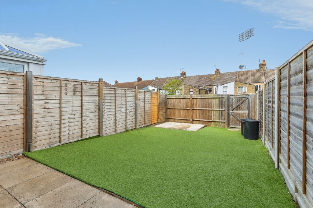 Additional image 19 of 4 bed terraced house for saleLivingstone Road, Gillingham ME7