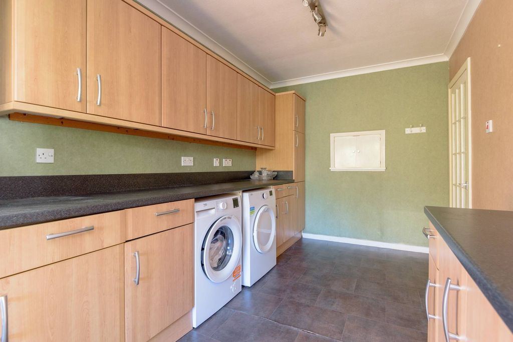 Additional image 12 of 4 bed detached bungalow for sale28 Glenorchy Road, North Berwick EH39