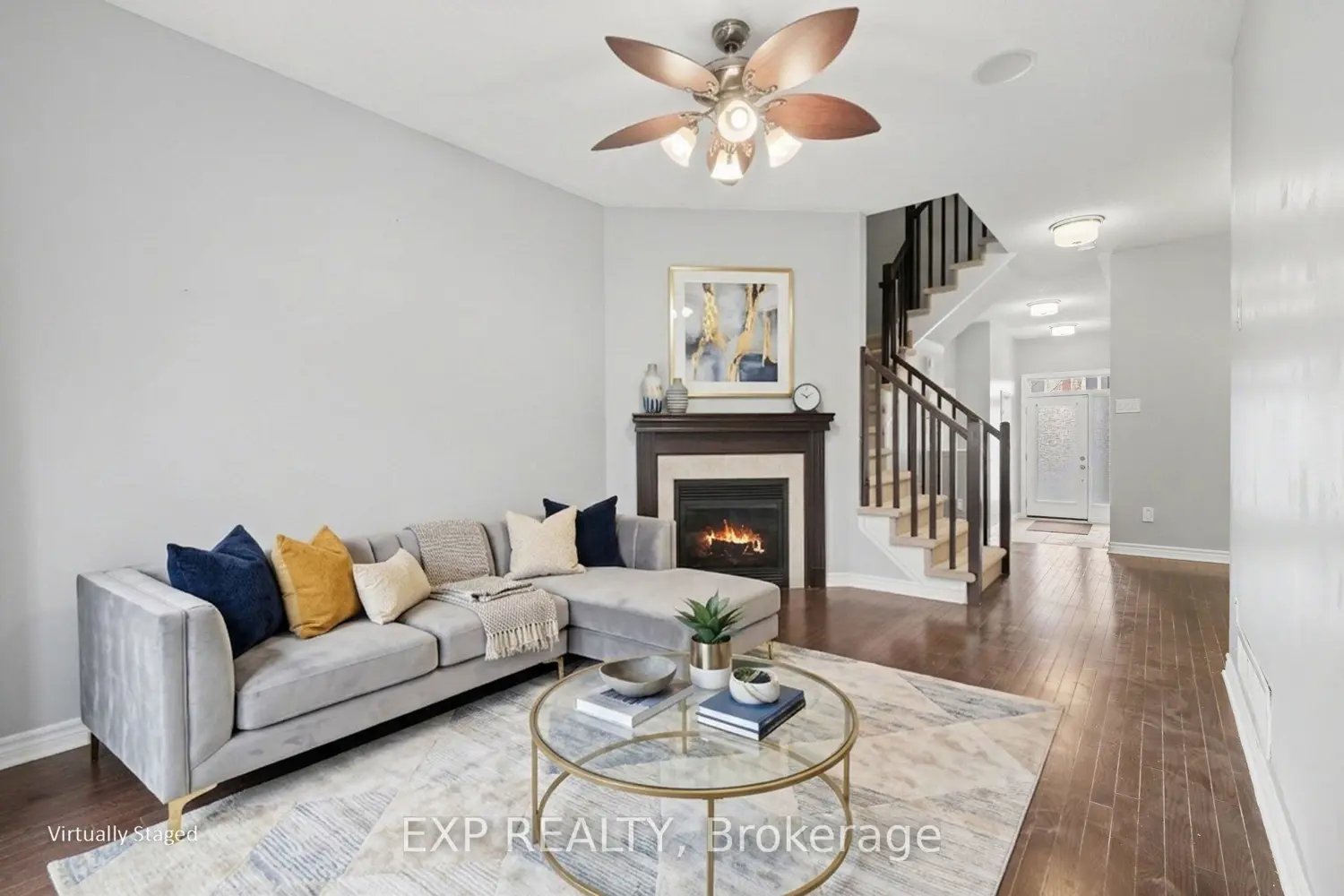 180 Flat Sedge Crescent photo 3