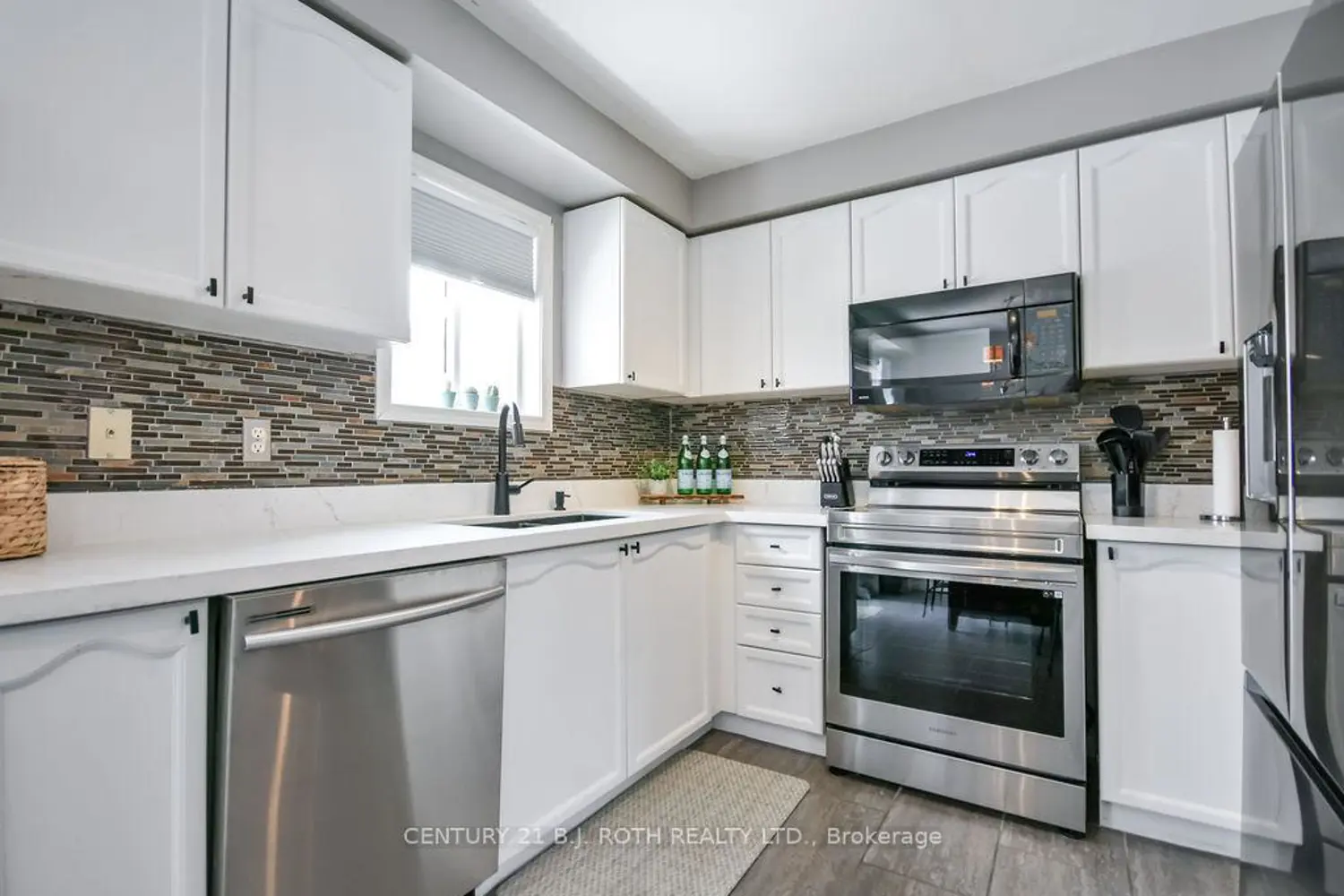 Additional image 4 of 35 Hawthorne Crescent