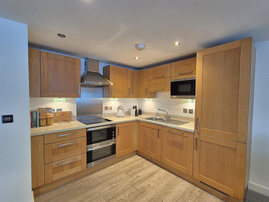 Additional image 3 of 2 bed flat for saleStation Road, Fowey PL23