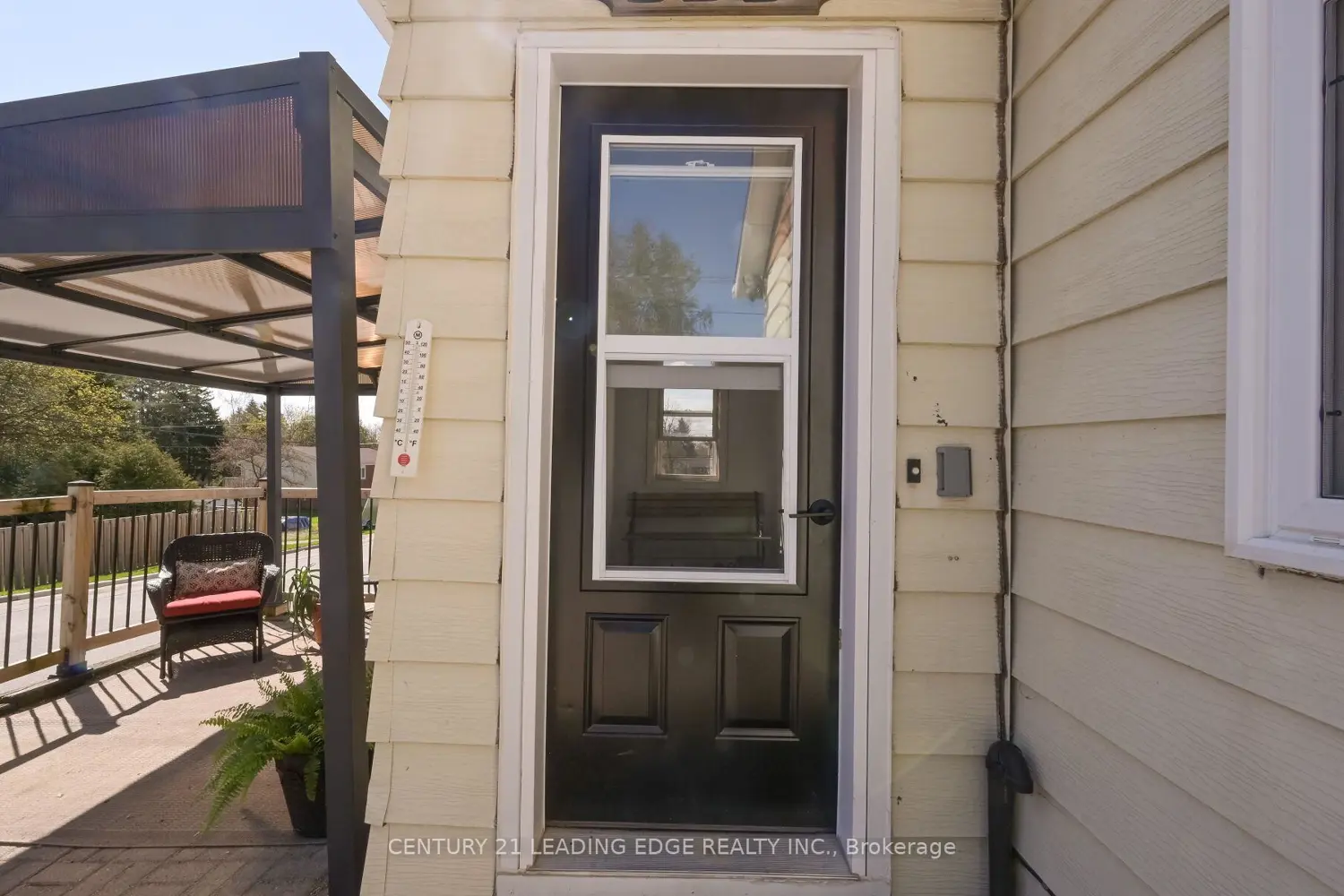 333 Andrew Street photo 4