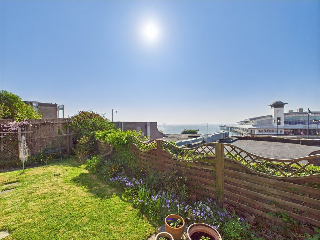 Additional image 24 of 6 bed detached house for saleSouth Hill, Felixstowe, Suffolk IP11