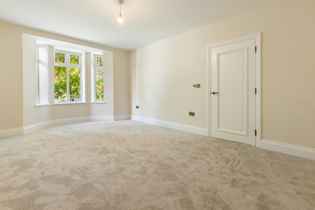 Additional image 4 of 4 bed detached house for saleShow Home, The Elms, Abbey Road, Grimsby DN32