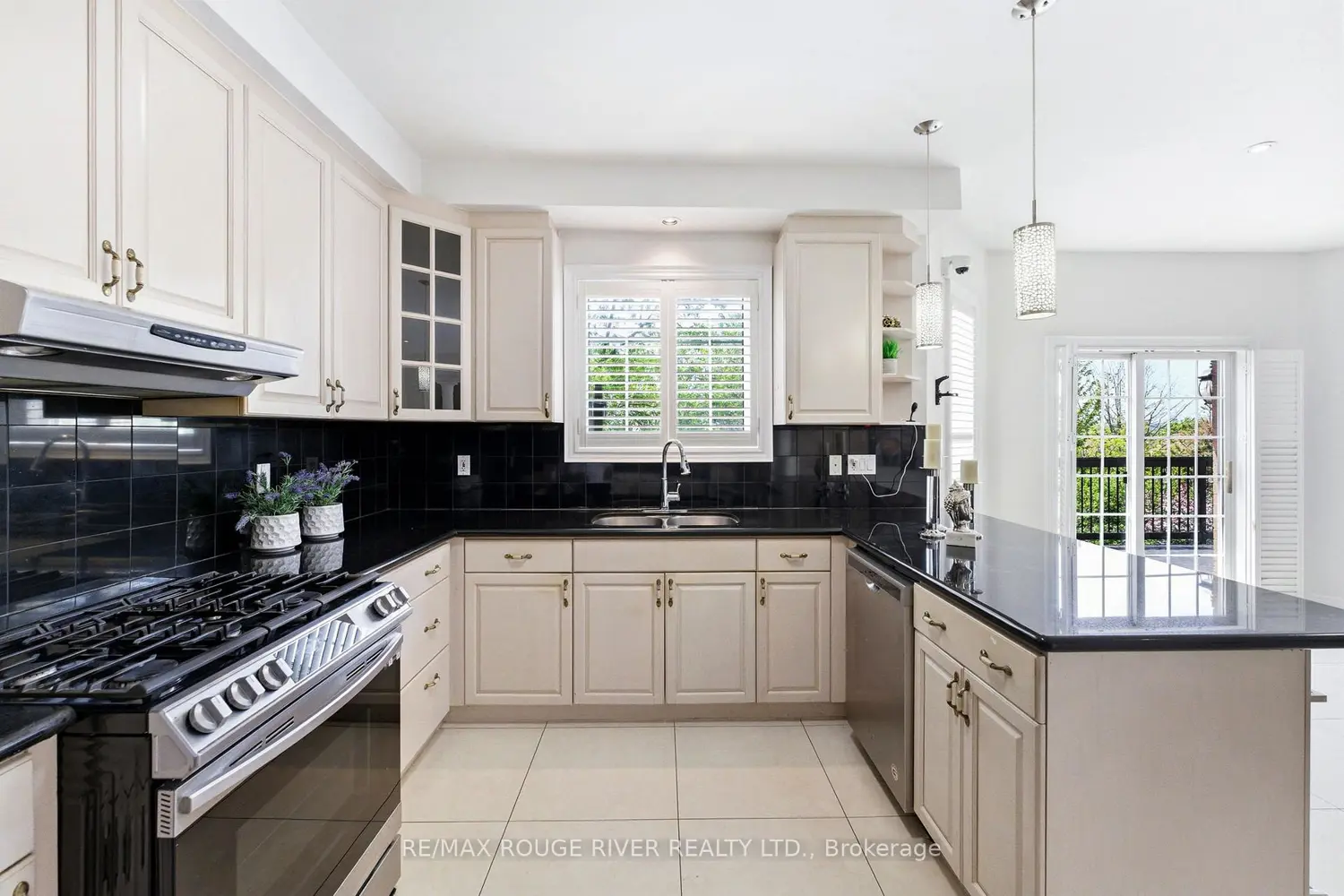 29 Sheldon Drive photo 5