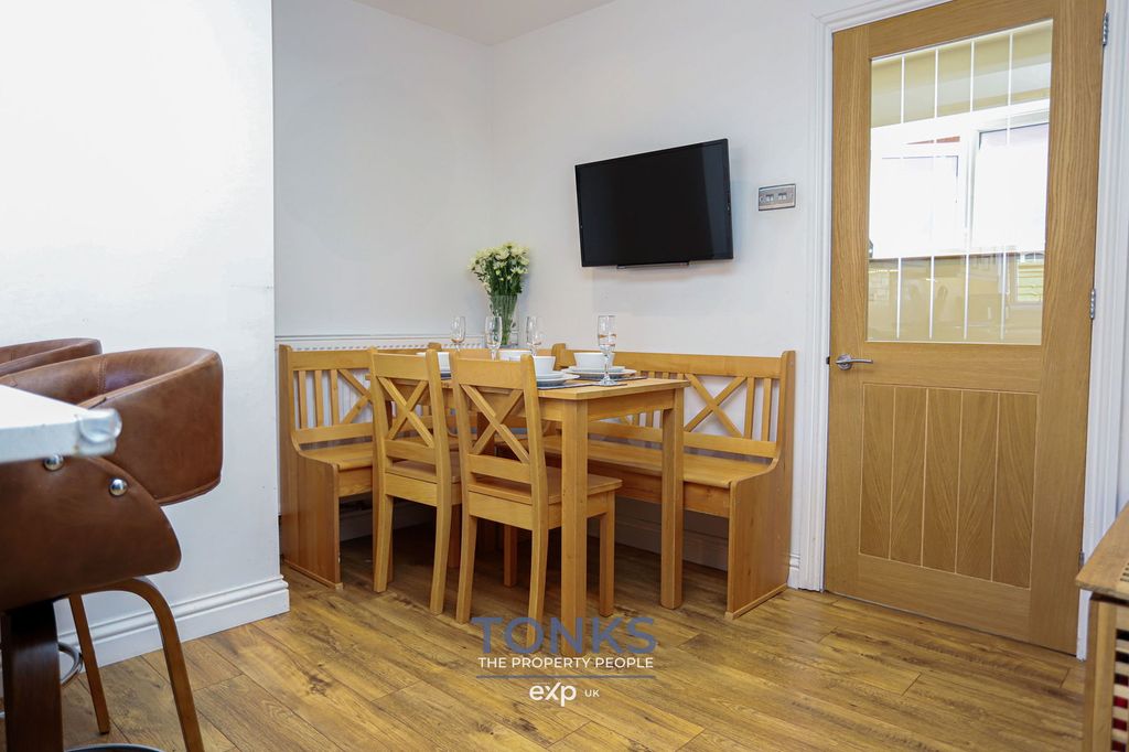 Additional image 6 of 4 bed detached house for saleHamilton Avenue, Halesowen B62