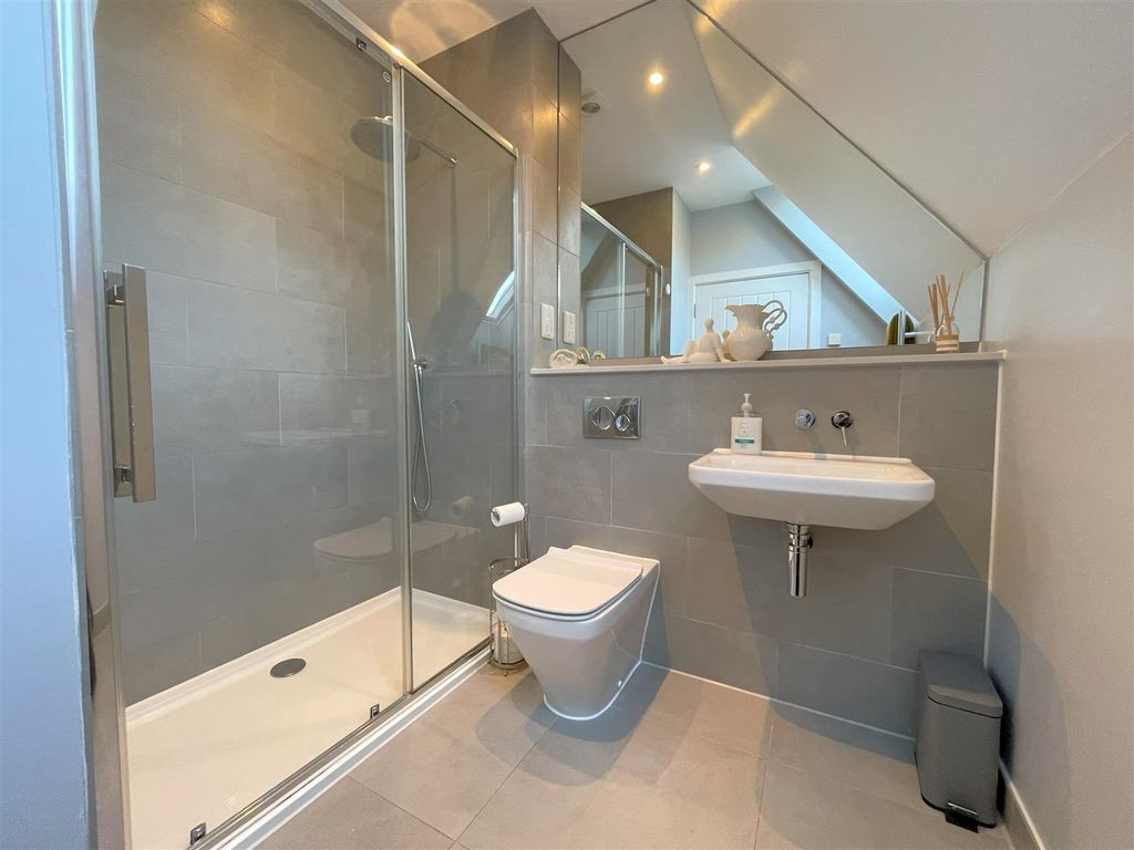 Additional image 11 of 2 bed flat for saleStation Road, Fowey PL23