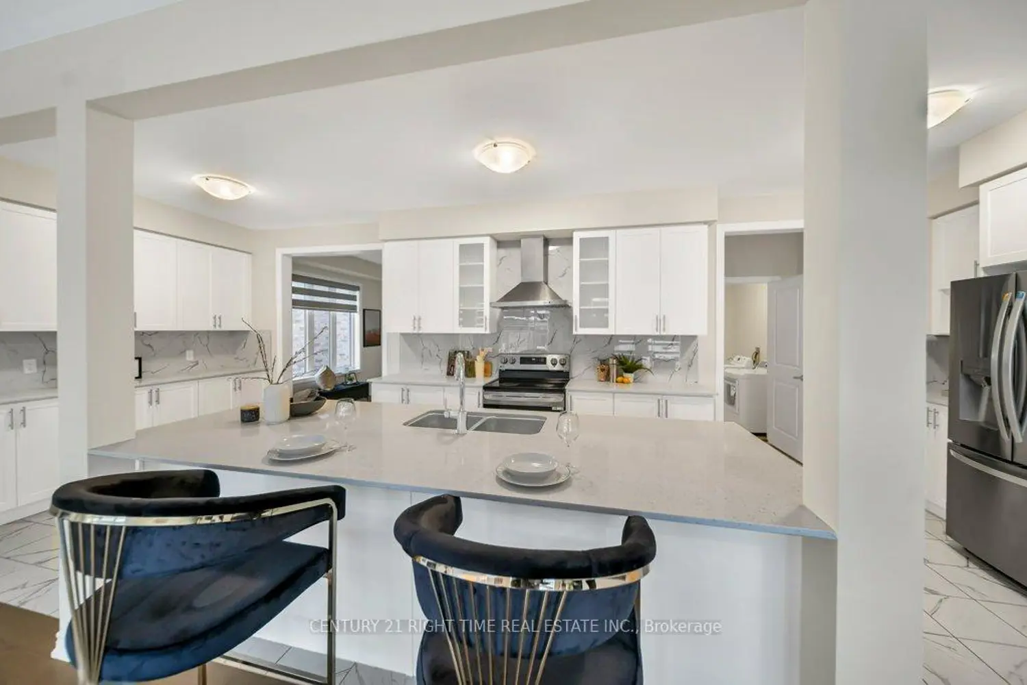 285 Broadacre Drive photo 4
