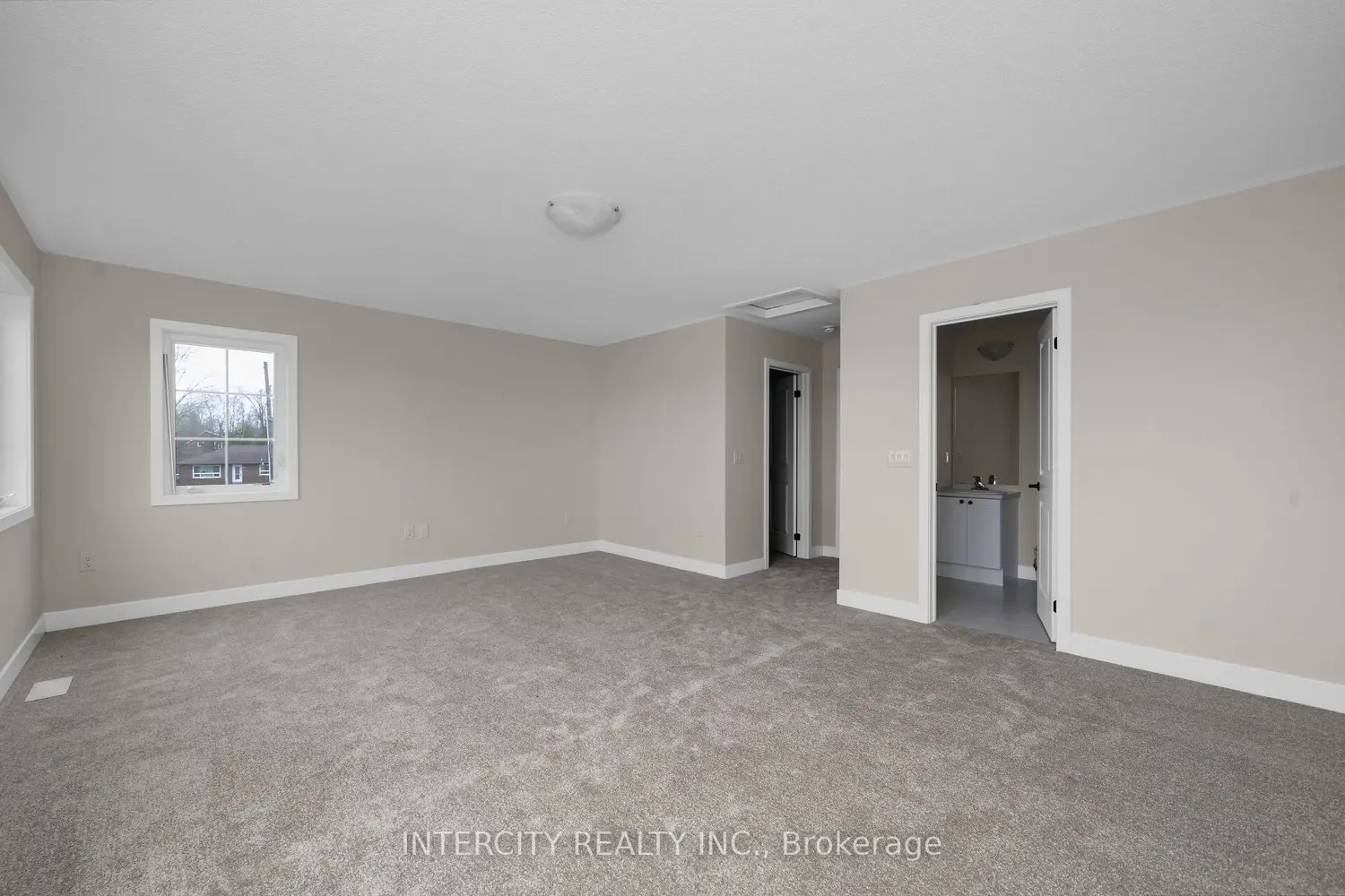 Additional image 11 of 104 Walden Drive Blk 7 Unit 1