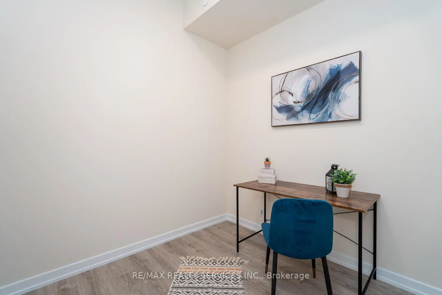 Additional image 18 of 20 Tubman Avenue 706