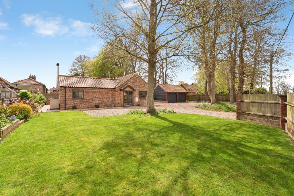 Additional image 16 of 3 bed detached bungalow for saleNorwich Road, Fakenham NR21