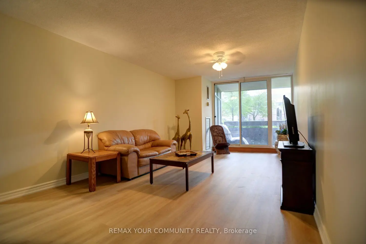Additional image 3 of 3131 Bridletowne Circle 103