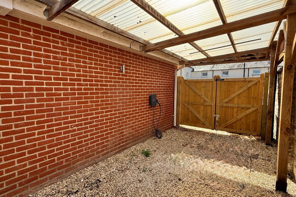 Additional image 14 of 3 bed bungalow for saleShaftesbury Street, Fordingbridge SP6