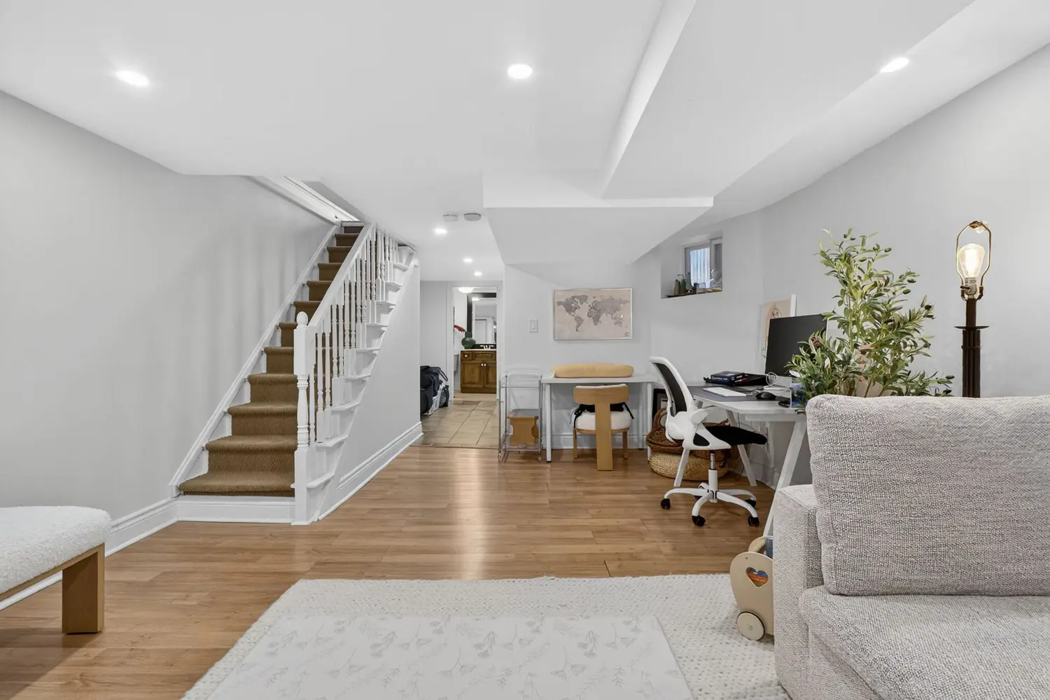 Additional image 16 of 144 Rosemount Avenue