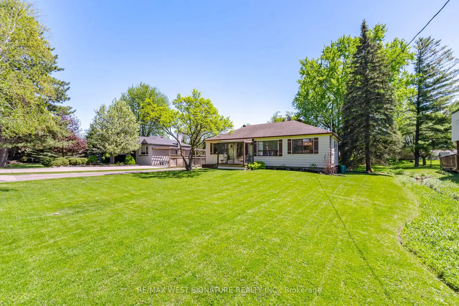 17 Faris Avenue