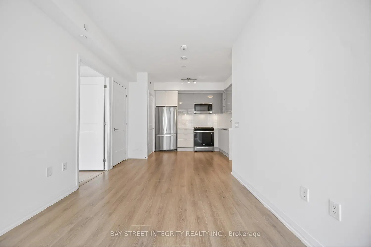 Additional image 7 of 50 Dunfield Avenue 1720