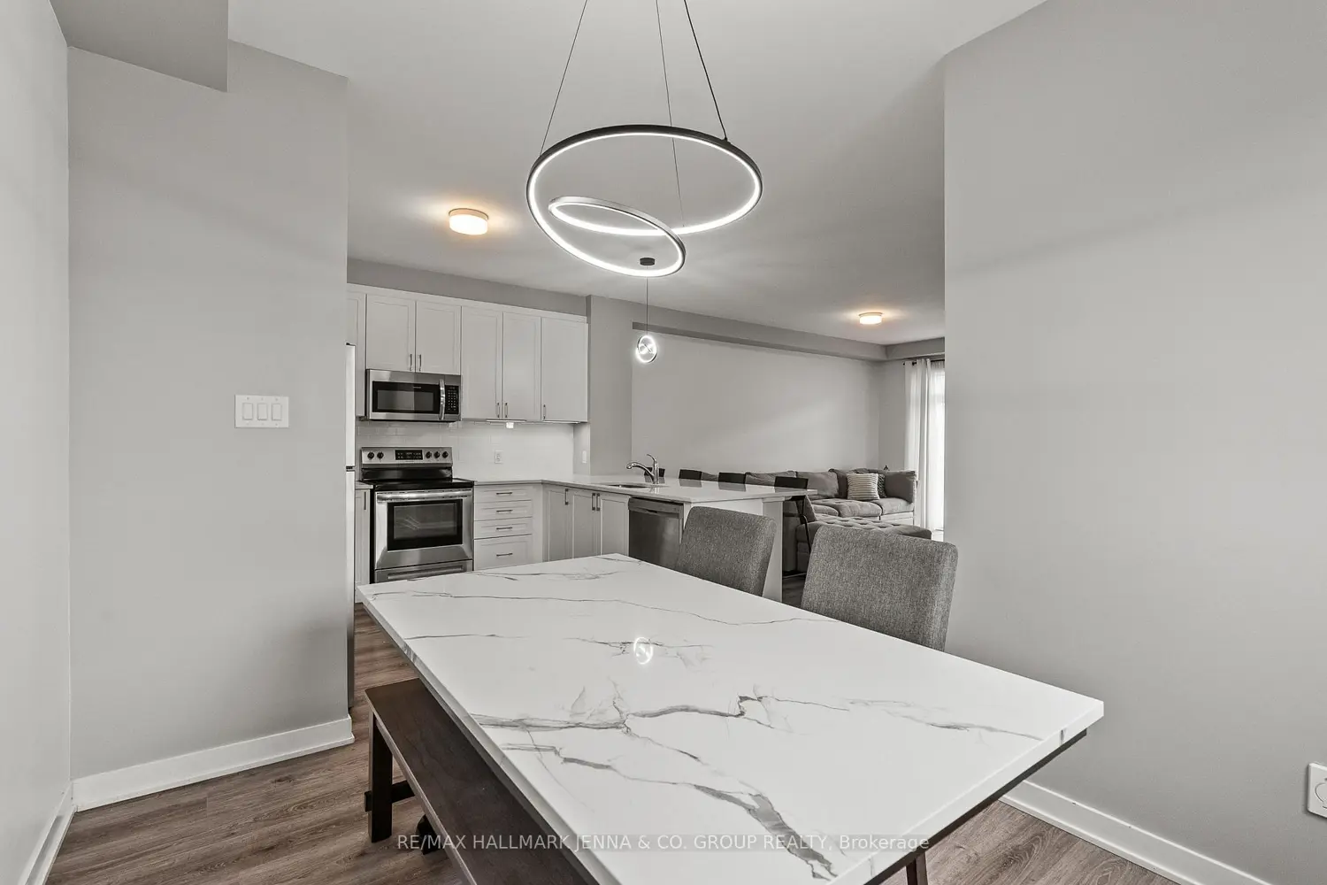 Additional image 7 of 146 Anthracite Private