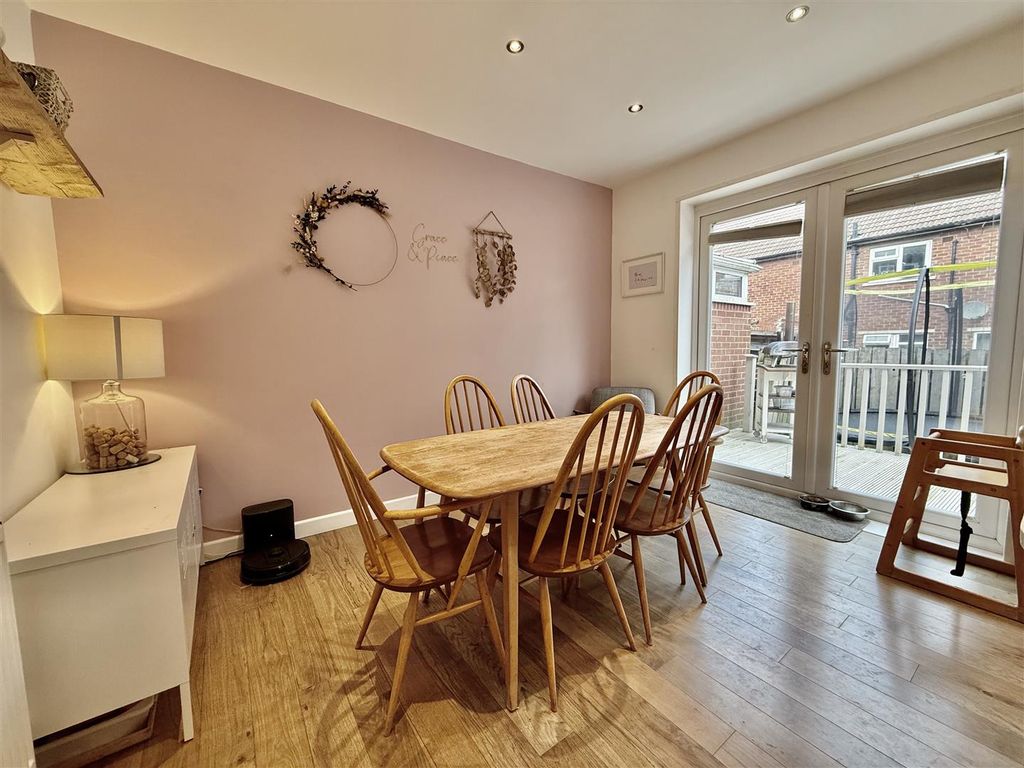 Additional image 6 of 4 bed semi-detached house for saleFelton Crescent, Gateshead NE8