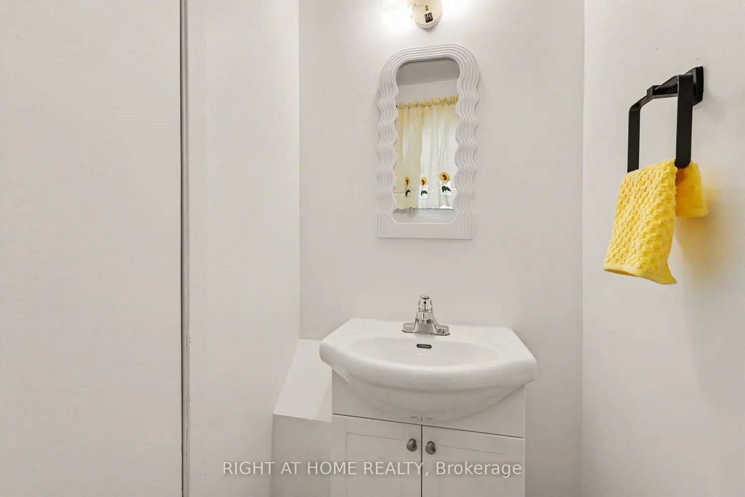 980 Gulf Place 207 photo 2