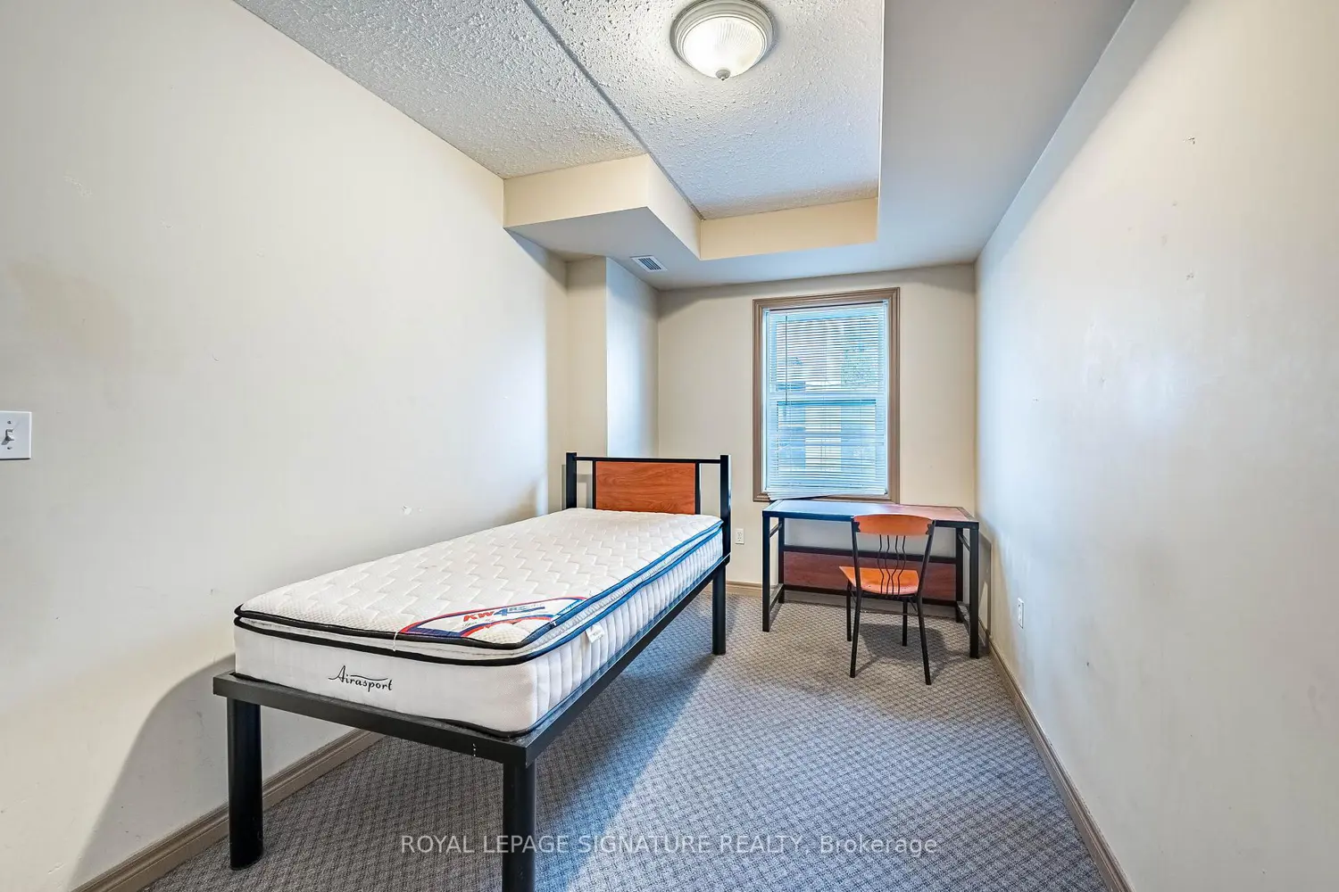 Additional image 13 of 251 Lester Street 401