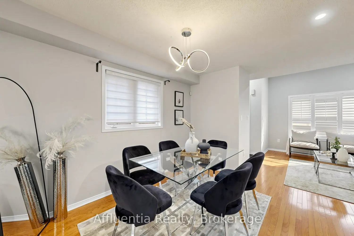5714 Jenvic Grove photo 5