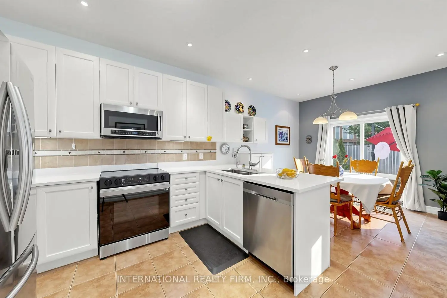 Additional image 4 of 14 Stuart Avenue