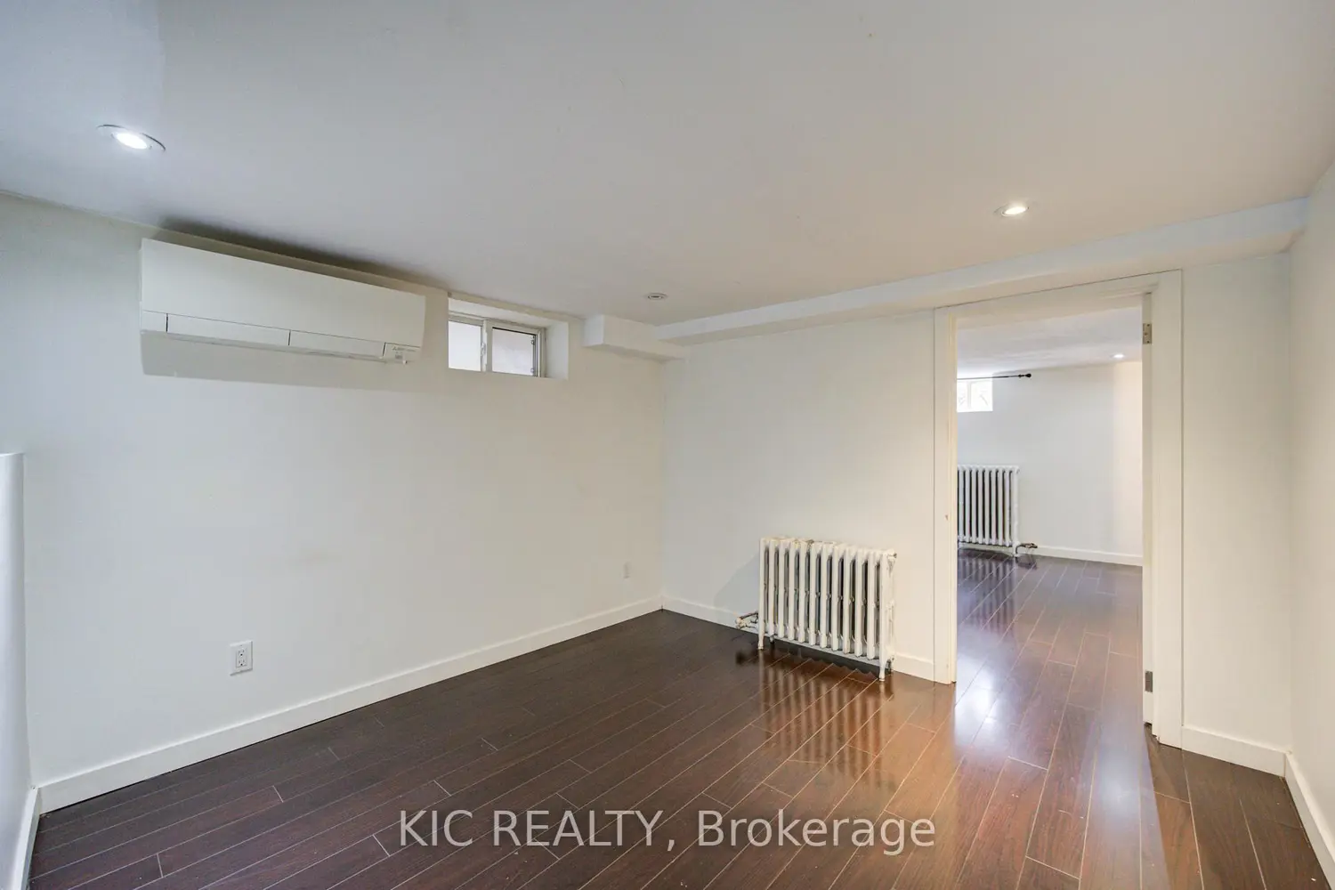 Additional image 16 of 35 Montcalm Avenue