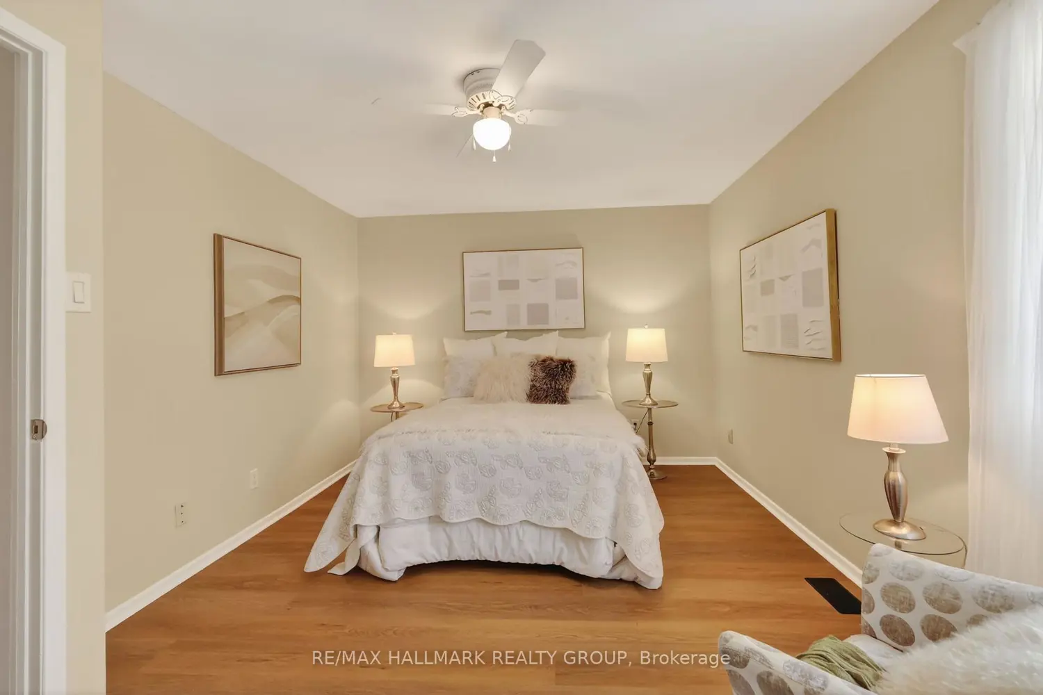 1458 Lassiter Terrace photo 3