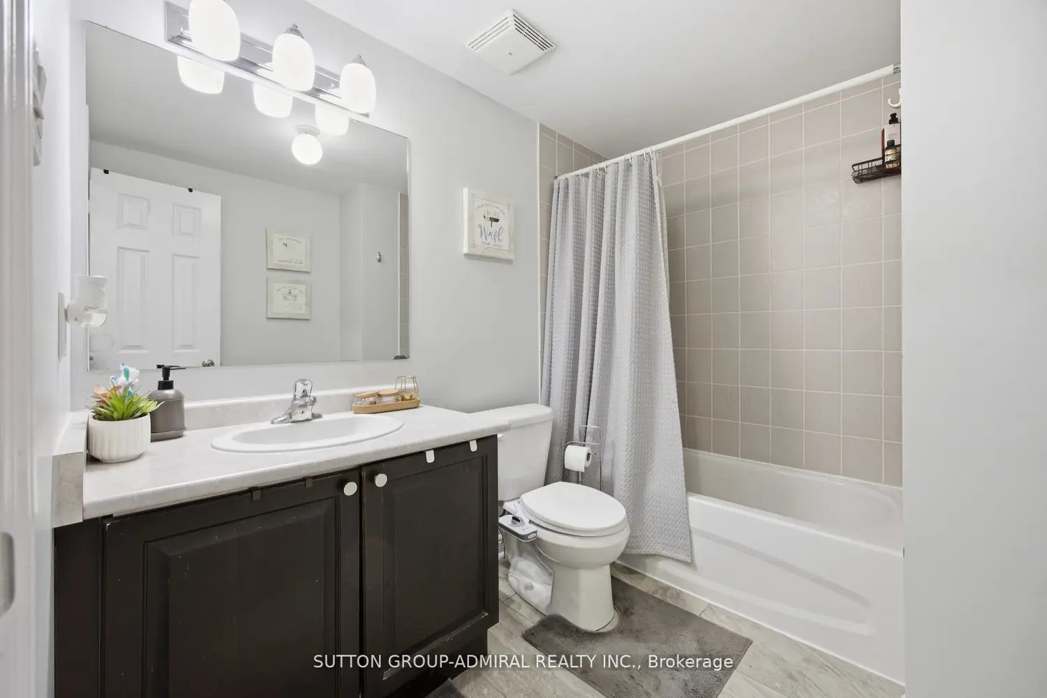 Additional image 16 of 180 Howden Boulevard 56